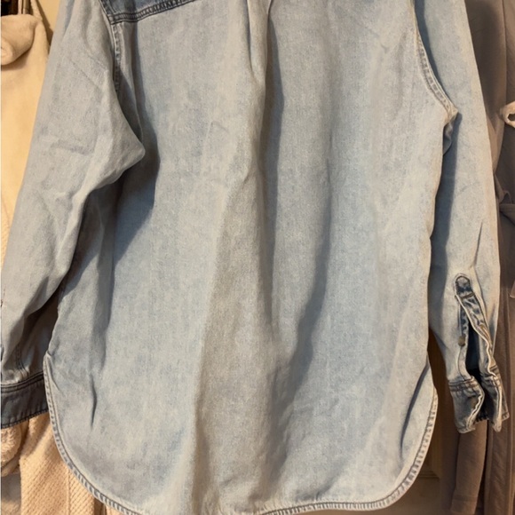 Universal Thread Blue Denim Shirt SIZE XL - Picture 2 of 3